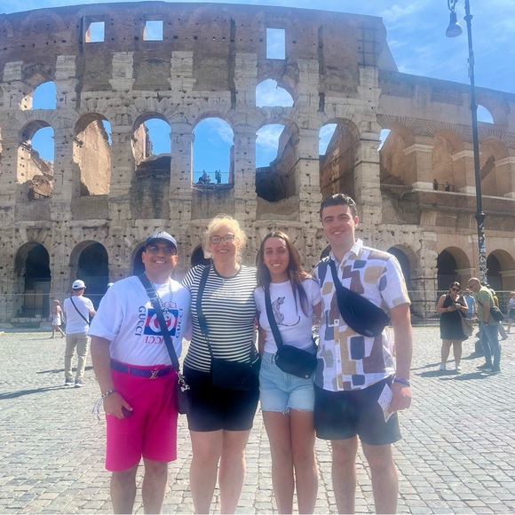 Preowned Fendi Roma Tracksuit size 2XL, but fitted like a large. Made in 🇮🇹 - Picture 10 of 10